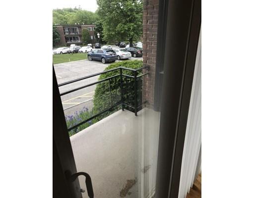 Foto del edificio - 1204 Greendale Ave