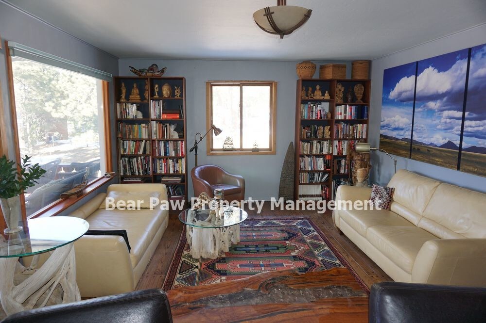 Primary Photo - 27865 Cragmont Dr
