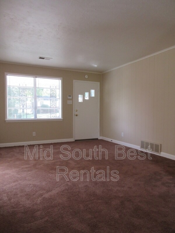 Foto del edificio - 5051 Stacey Rd