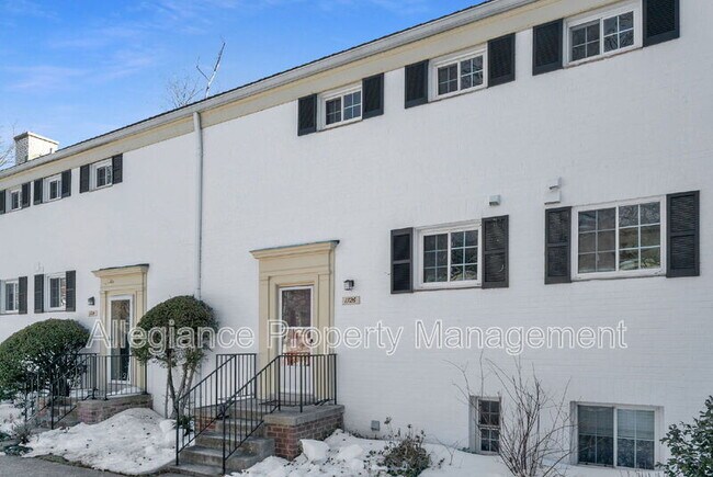 Foto del edificio - 1726 Preston Rd