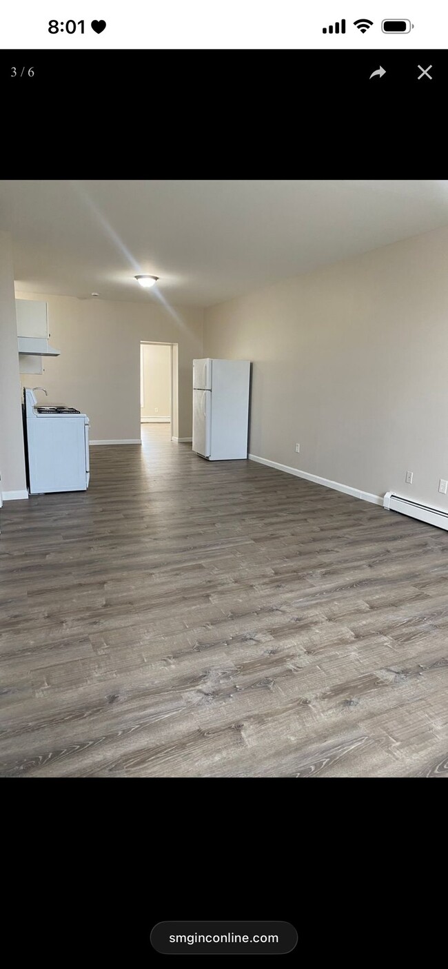 Photo - 663 Middle St (Fall River, MA) Apartment