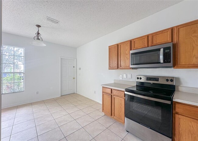 Building Photo - 402 Sunset View Dr