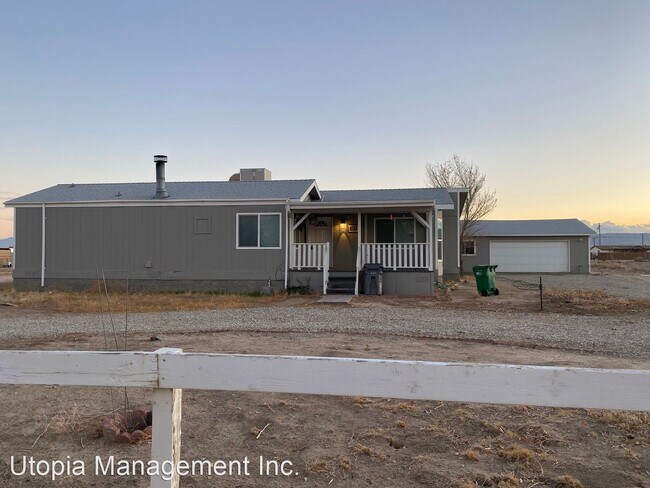 Foto del edificio - 3 br, 2 bath House - 7824 W. Ave. E14