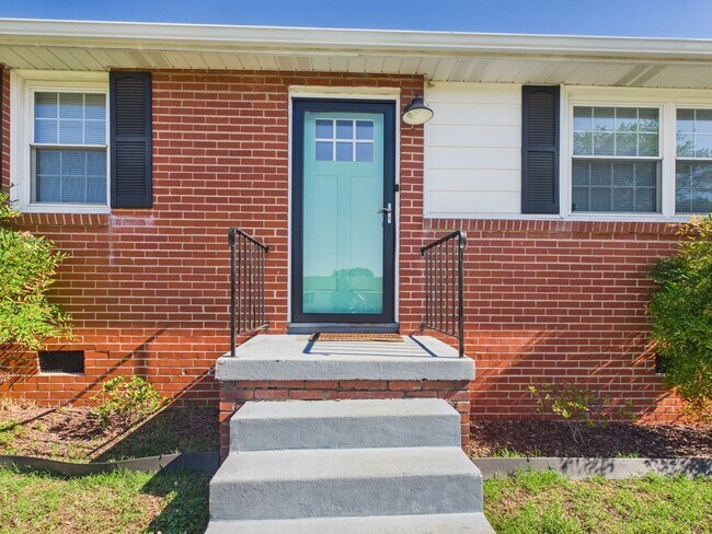 Foto del edificio - 3114 Glenoa Rd