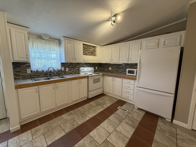 Foto del edificio - 269 Gilliam Mountain Rd