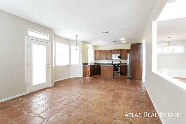 Foto del edificio - 2213 Warm Walnut Dr