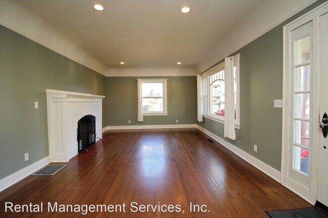 Foto del edificio - 2 br, 1 bath House - 4405 SW Condor Ave