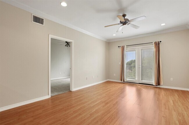Foto del edificio - 3102 Kings Rd
