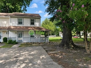 Building Photo - 1820 Beckwood Common