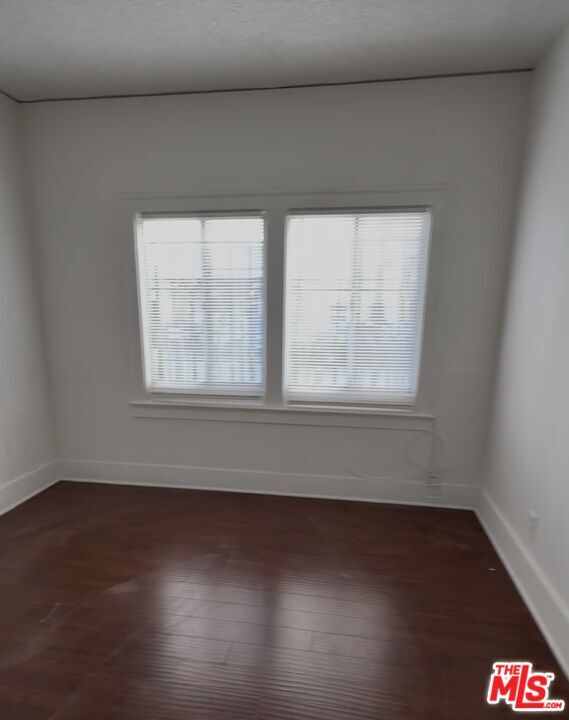 Foto del edificio - 3119 Van Buren Pl