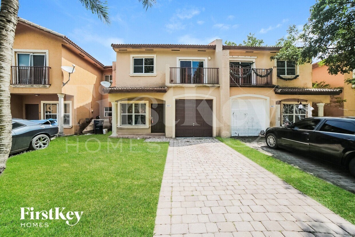 Primary Photo - 885 SW 6th Ct