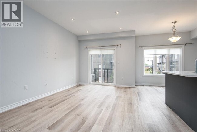 Building Photo - 124 Compass Trail