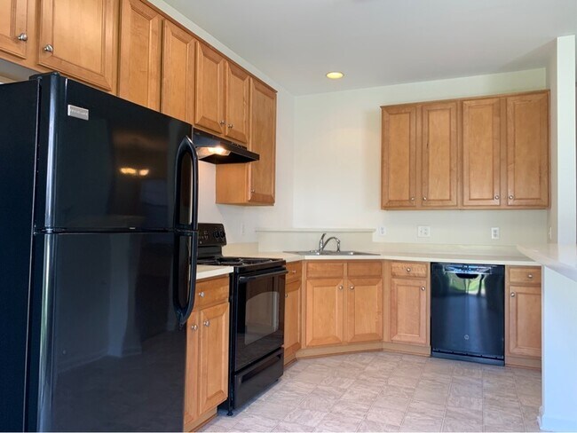 Building Photo - 8583 Carolina Lily Ln