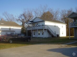 Building Photo - 301 Speed St