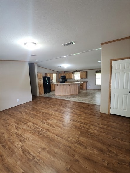 Building Photo - 3738 Smetana Rd