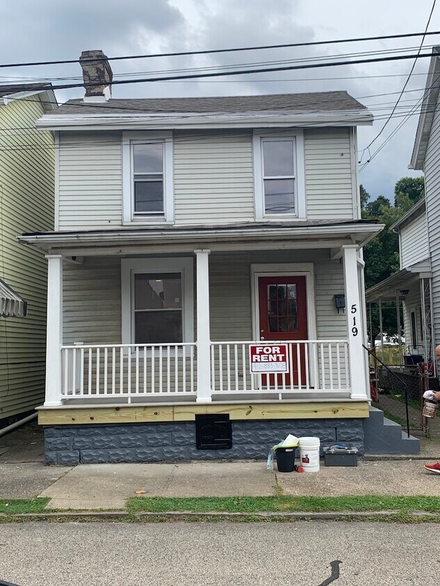 Primary Photo - 519 3rd Ave