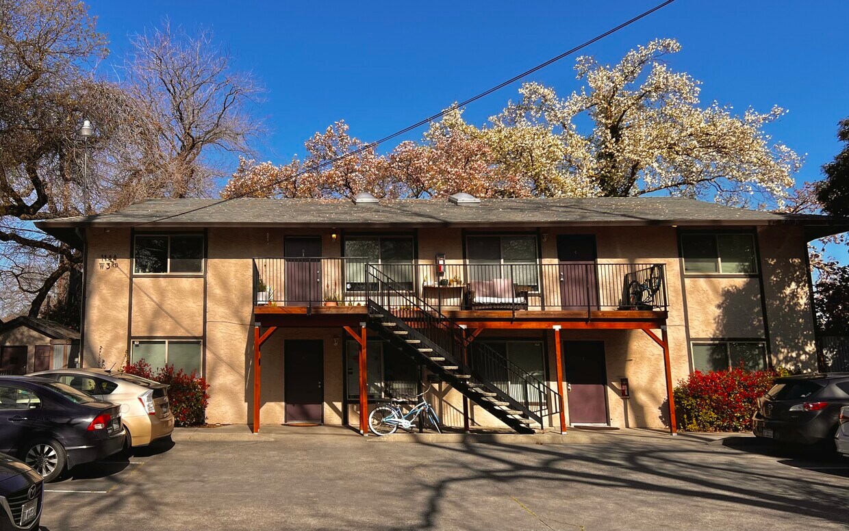 Primary Photo - 1144 West 3rd Street