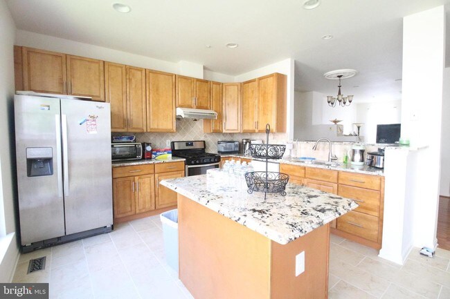 Foto del edificio - 17703 Smokewood Dr