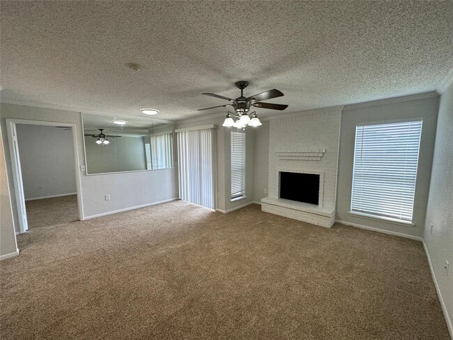 Building Photo - 260 El Dorado Blvd