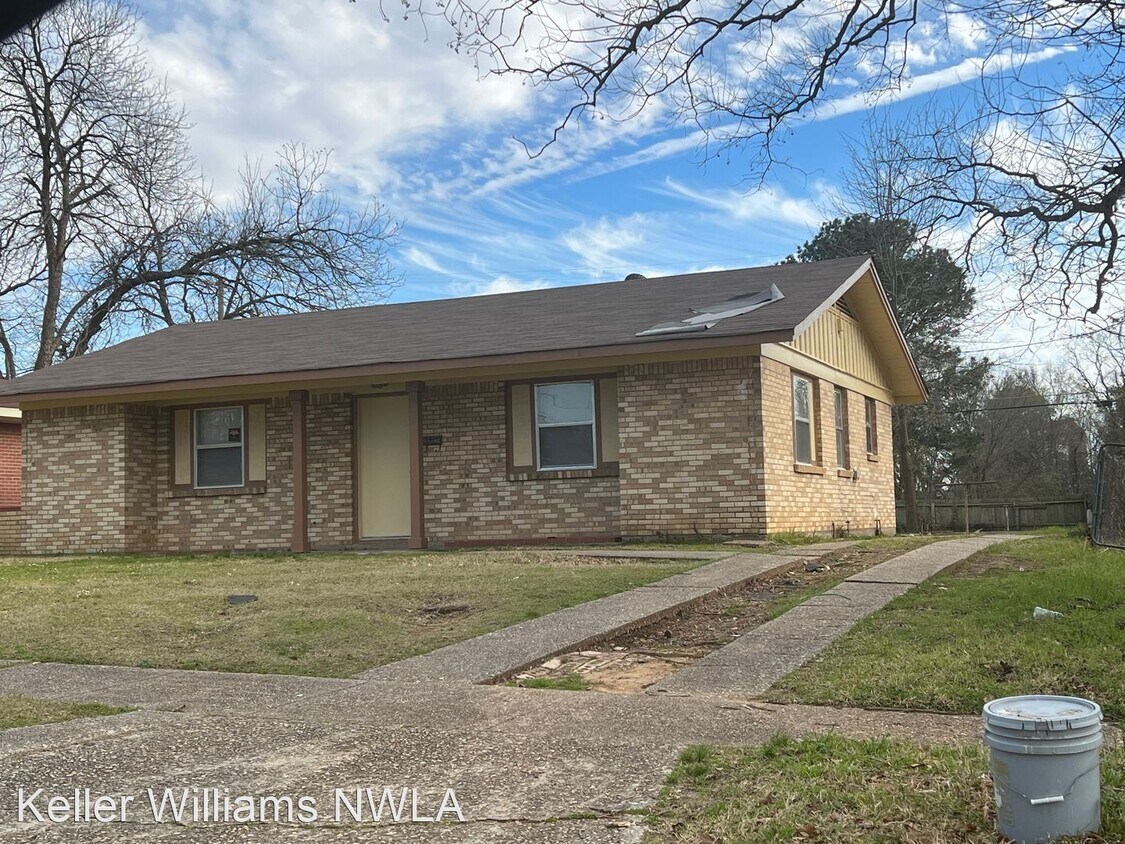 Primary Photo - 3 br, 2 bath House - 3725 Merwin
