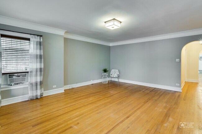 Foto del edificio - 7546 N Oakley Ave