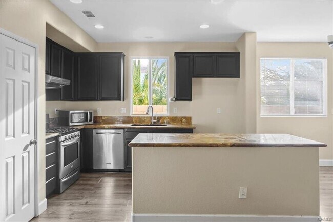 Foto del edificio - 3954 Woburn Ct