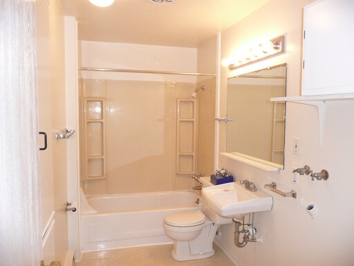 Building Photo - 10434 12th Avenue Ct S