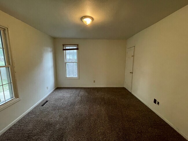 Foto del edificio - 506 N Webster St