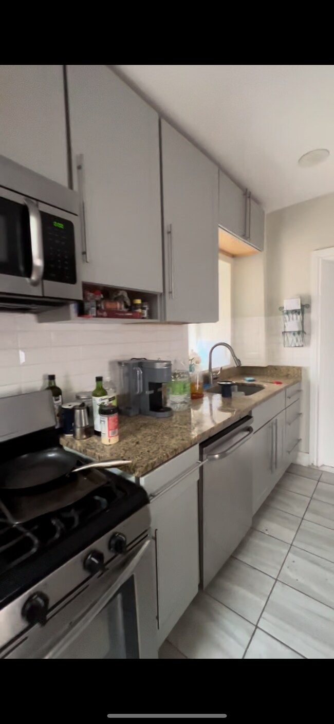 Foto del edificio - 50 Perrin St