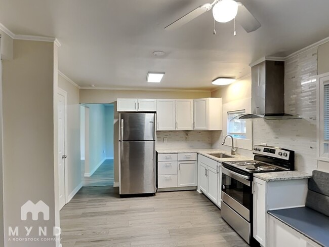 Foto del edificio - 3040 Wadsworth Ct