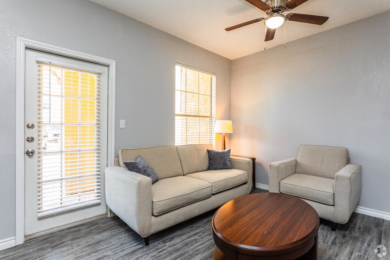 Mission Del Rio Apartment Homes 927 VFW Blvd San Antonio, TX Apartments for Rent in San