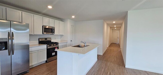 Foto del edificio - 3120 N Main St