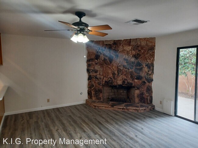 Building Photo - 3 br, 2 bath House - 5959 Topeka Drive