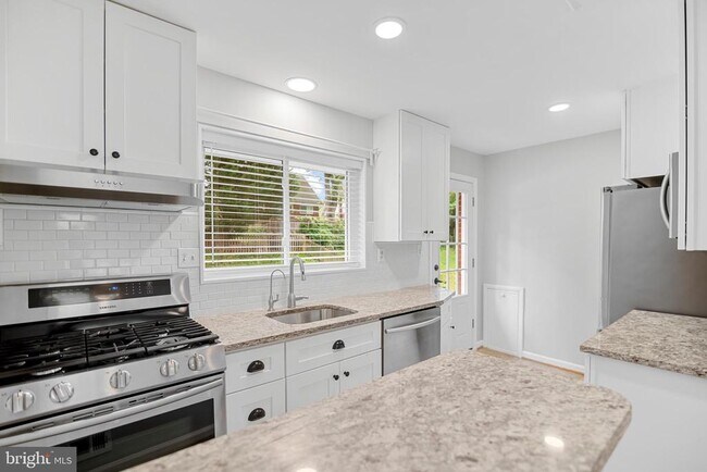 Foto del edificio - 125 N Grayson St