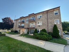 Building Photo - 8545 W Arnold St