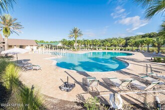 Building Photo - 824 Wynfield Cir