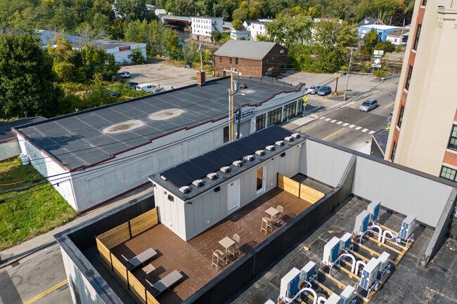Building Photo - 69 Elm