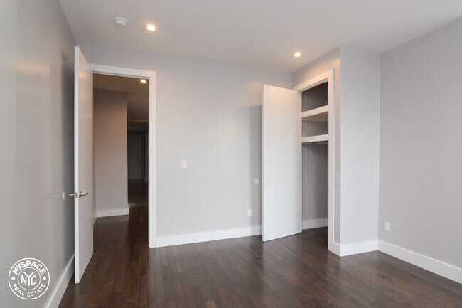 Building Photo - 1449 Fulton St