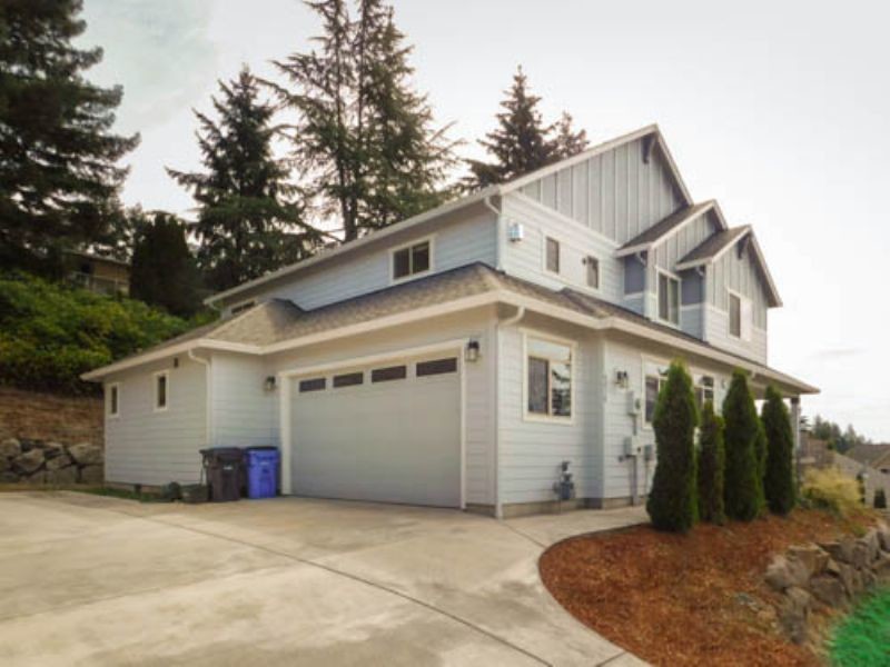 Building Photo - 4018 NE Everett Ct