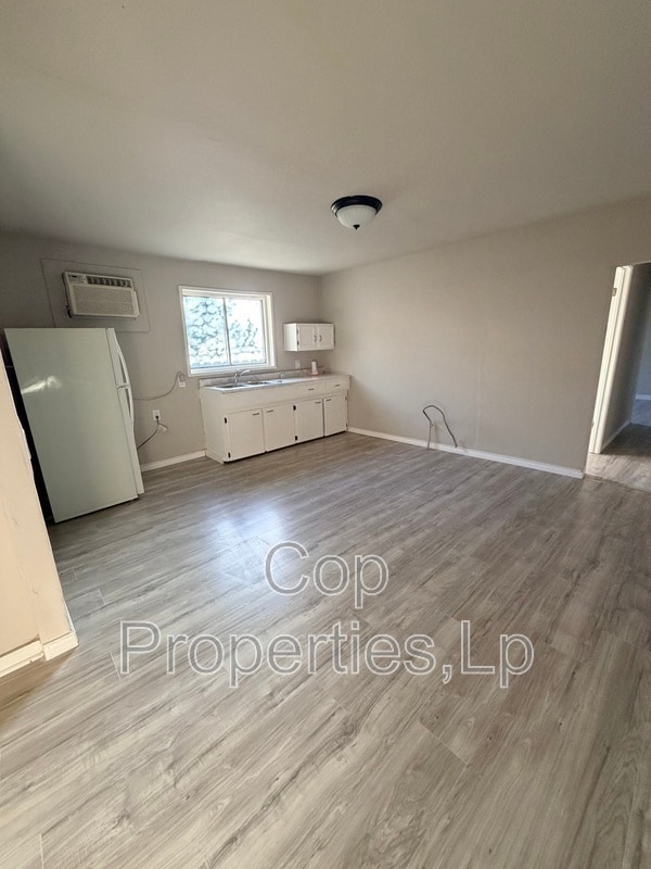 Foto del edificio - 1222 Brighton Ave