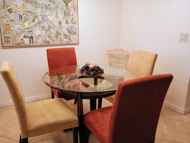 Foto del edificio - 14716 Canalview Dr