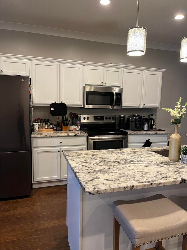 Foto del edificio - 205 Courtland Crest Dr SW