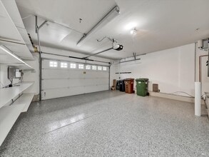 Building Photo - 128 Baypoint Dr