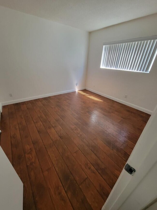 Foto del edificio - 11259 Morrison St
