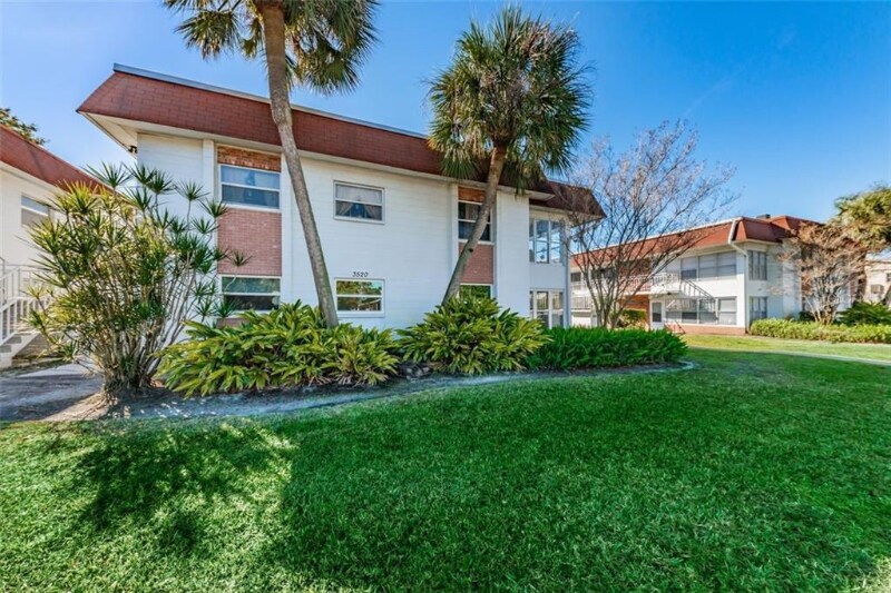 Foto principal - 3520 32nd Ave N