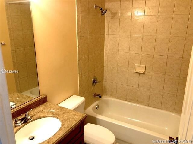 Foto del edificio - 5502 NW 184th Terrace