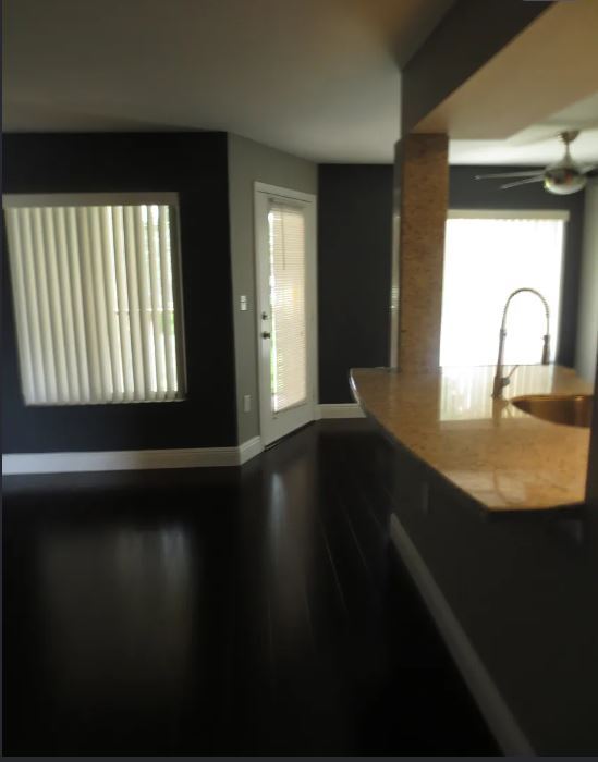 Foto del edificio - 2460 NW 33rd St