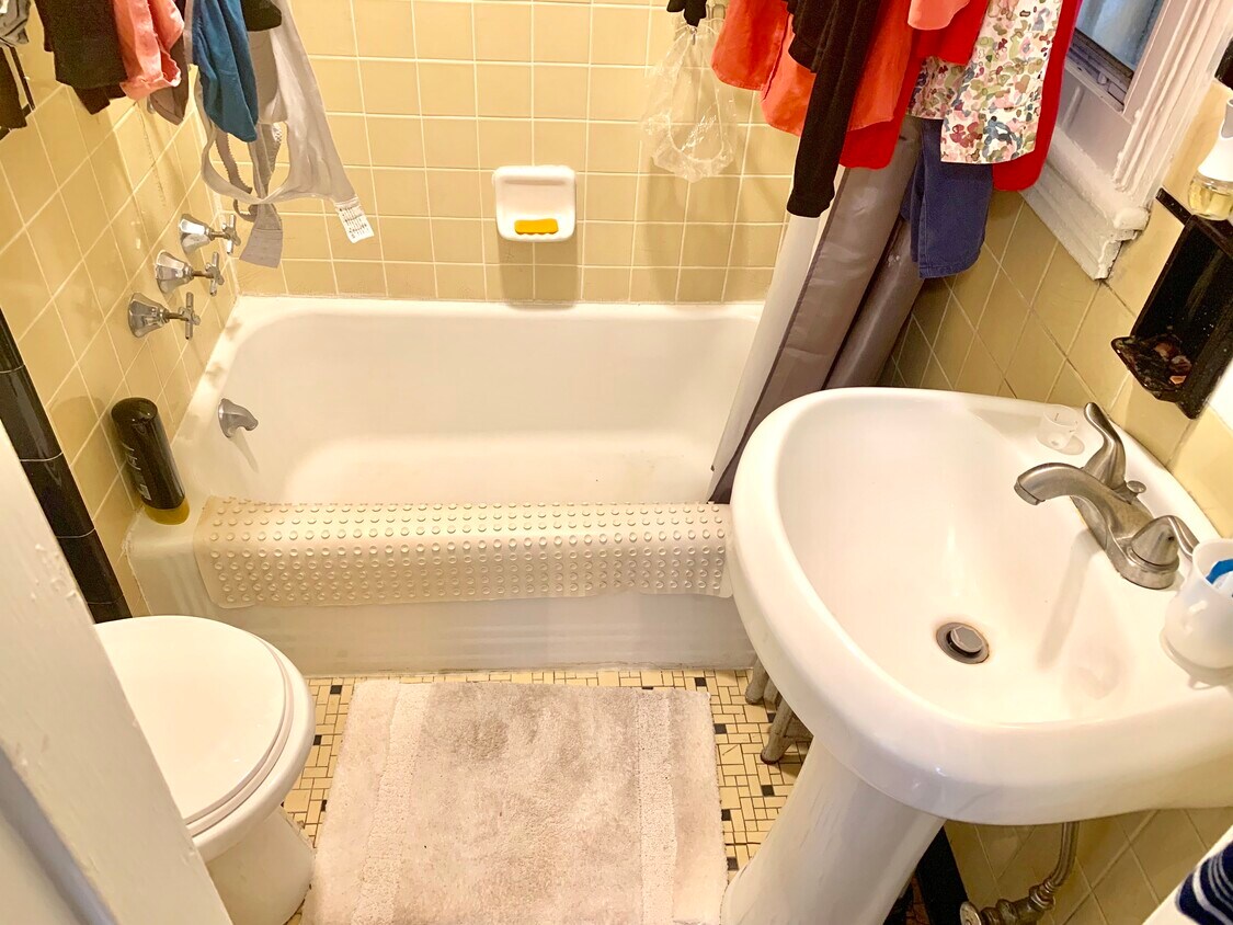 Foto principal - 186 Waterman St