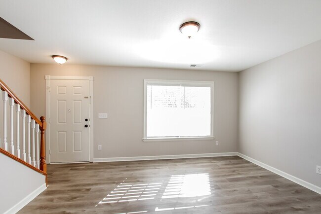 Foto del edificio - 15823 Circlegreen Dr