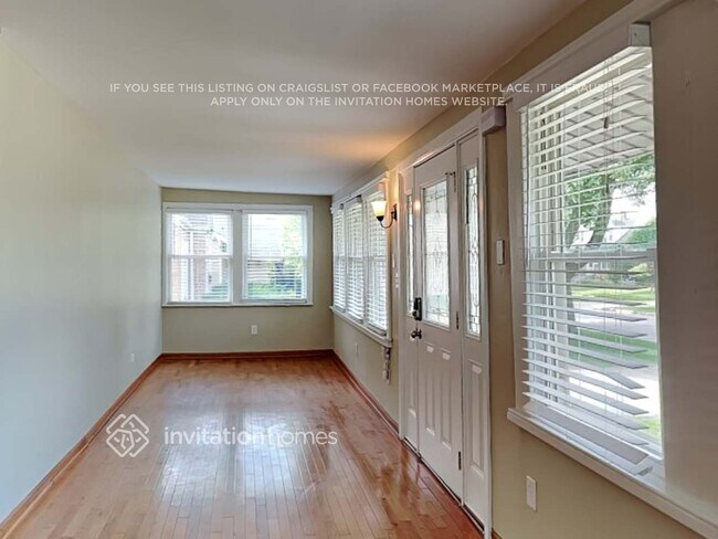 Building Photo - 1307 White St